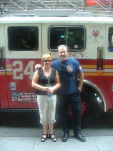 Dorte and a NYFD firefigfhter