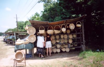 Basket stand near U.S. 17 in South Carolina
