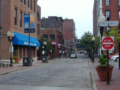 Laclede's Landing Boulevard